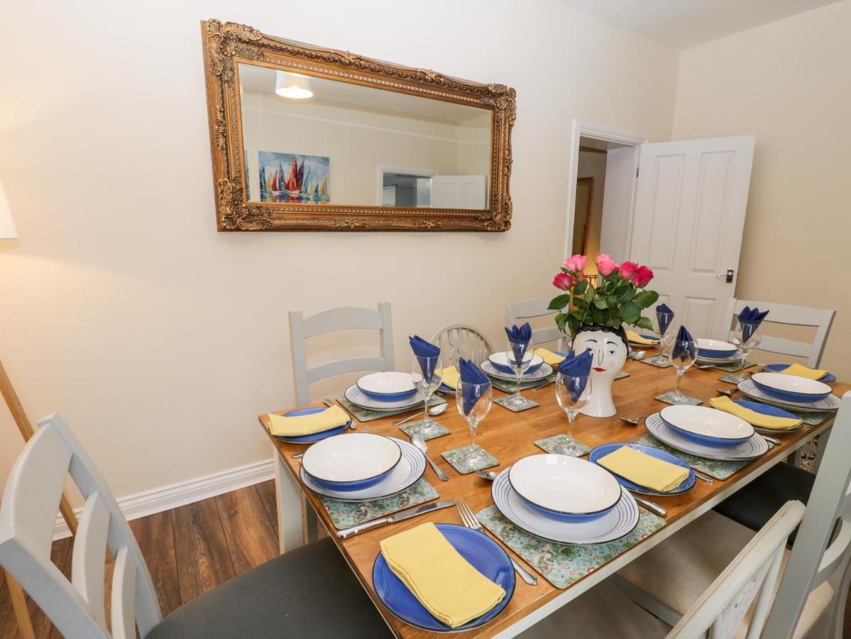 Villa Harbour Hideaway à Whitby Extérieur photo