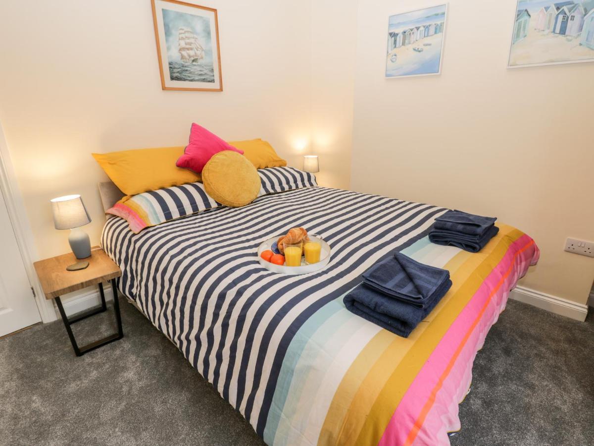 Villa Harbour Hideaway à Whitby Extérieur photo