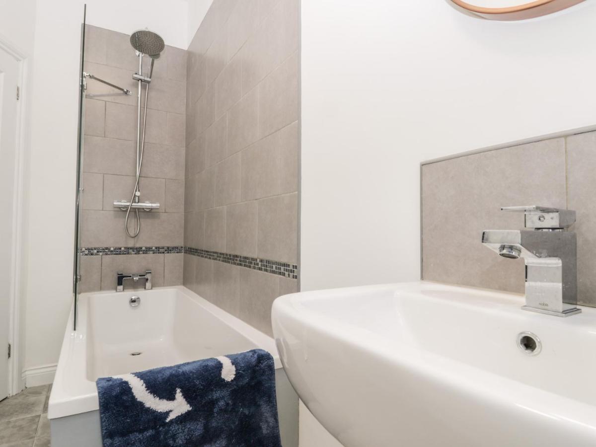 Villa Harbour Hideaway à Whitby Extérieur photo