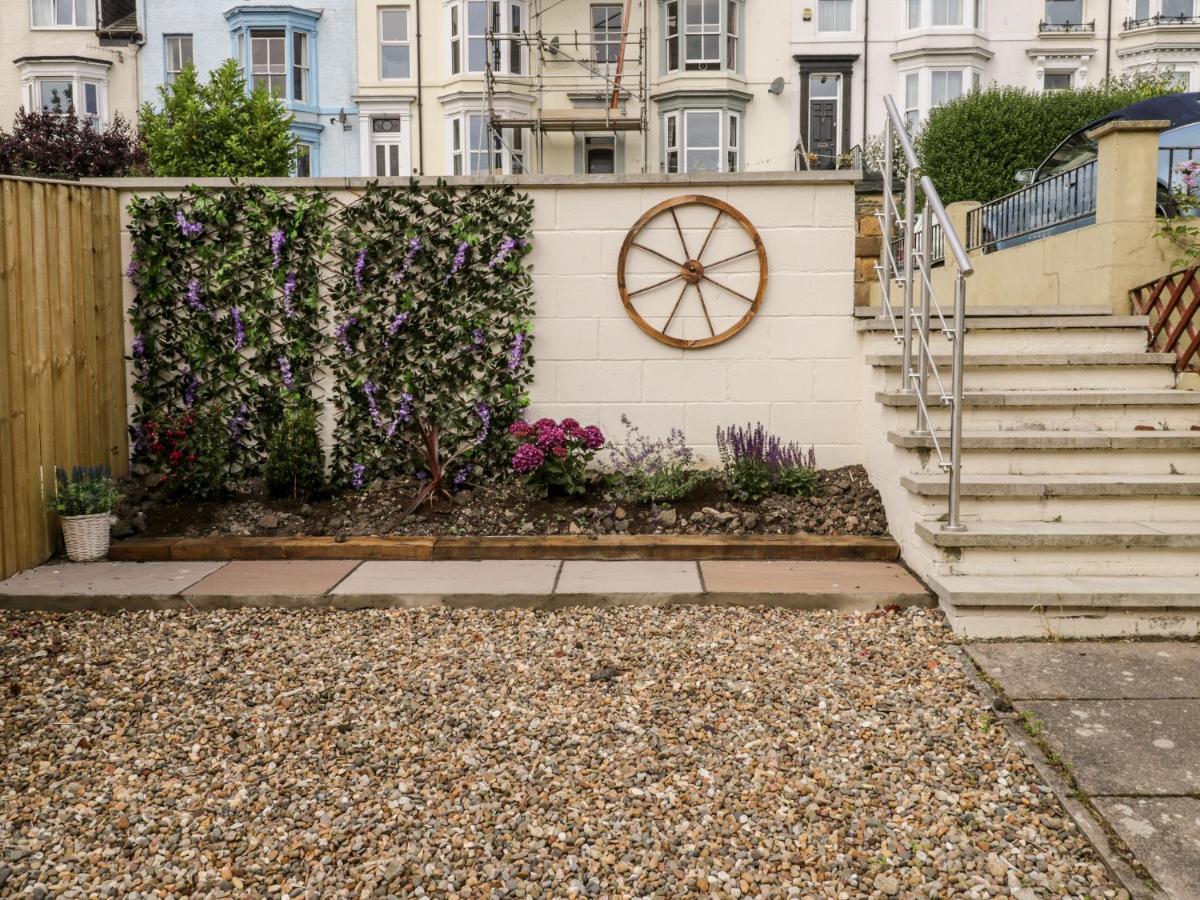 Villa Harbour Hideaway à Whitby Extérieur photo